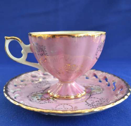 Regency Fine Bone China Lustreware FootedTea Cup and Lattice Design Saucer