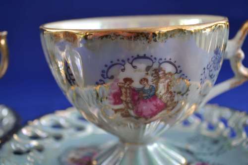 Regency Fine Bone China Lustreware Footed Tea Cup and Lattice Design Saucer - Two