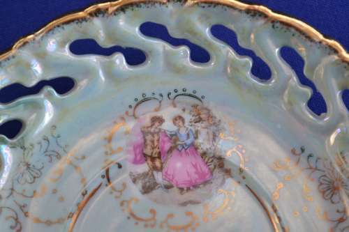 Regency Fine Bone China Lustreware Footed Tea Cup and Lattice Design Saucer - Two
