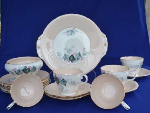Aynesley Part Tea Set - 17 Pieces