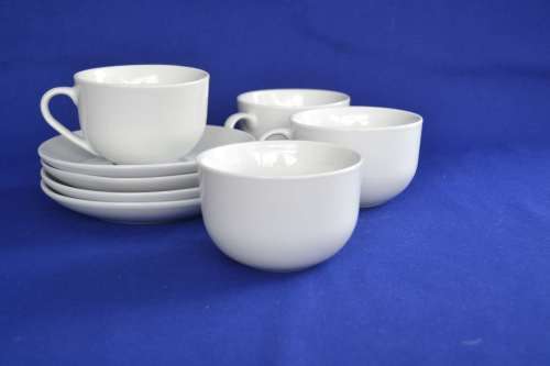 Russell Hobbs Coffee Cups and Saucers - Set of Four