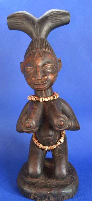 Carved Wooden Female Figure - Luba Art - Democratic Republic of Congo