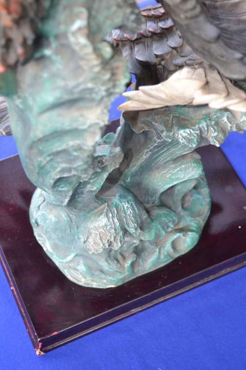 Vintage La Anina Collection American Bald Eagle Sculpture - LARGE