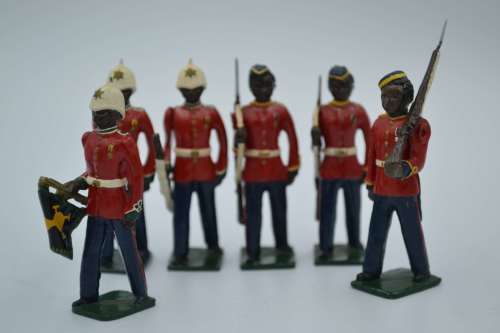 Vintage Metal Hand Painted Soldiers x 6