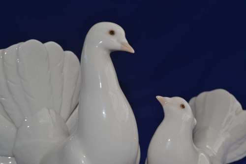 Lladro Doves Large