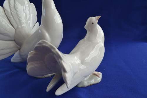 Lladro Doves Large