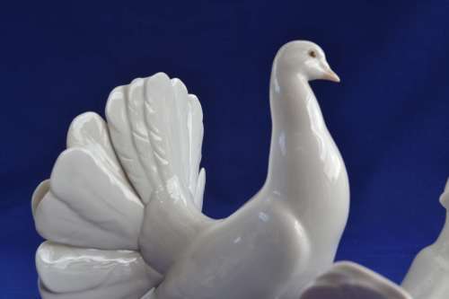 Lladro Doves Large