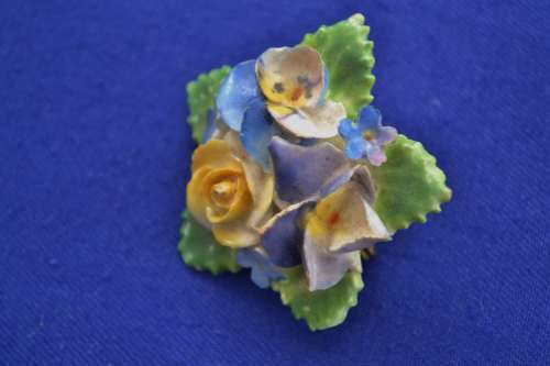Dorothy Ann China England Vintage Porcelain Flower Posy Brooch