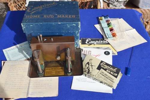 Vintage Empisal Home Rug Maker in Original Box with Original Paperwork