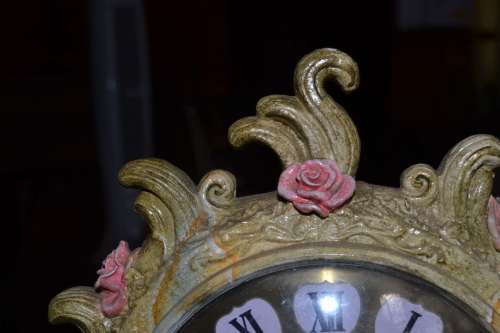 Vintage Ornate Cherub Quartz Mantel Clock