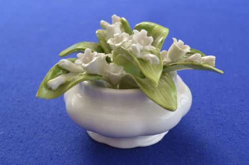 Royal Albert Flower of the Month Posy - Lily of the Valley