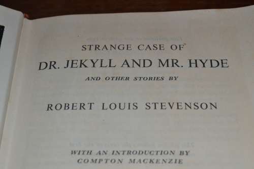 MacDonald Illustrated Classics - Dr Jekyll and Mr Hyde and Other Stories