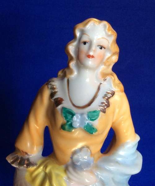 Pair of Porcelain Figurines