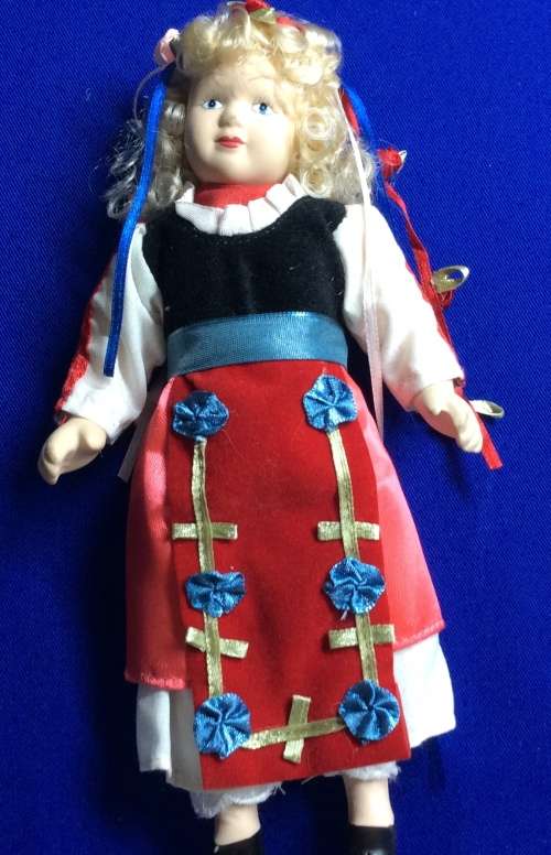 Original All Porcelain Dolls of the World Doll No 32 Bulgaria