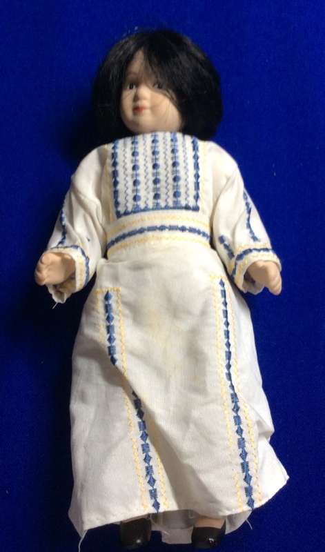 Original All Porcelain Dolls of the World Doll #6 Palestine