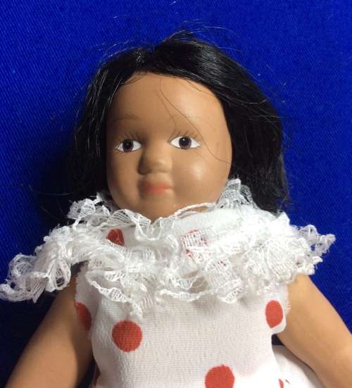 Original All Porcelain Dolls of the World Doll #15 Cuba