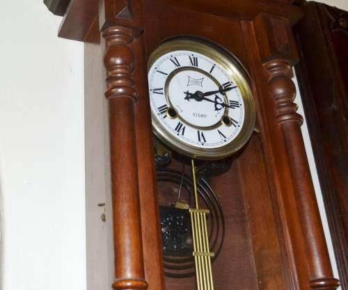 Seebros 31 day Wooden Wall Clock
