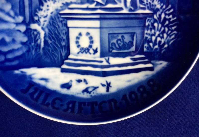 Bing and Grondahl Collectable Christmas Plate 1988