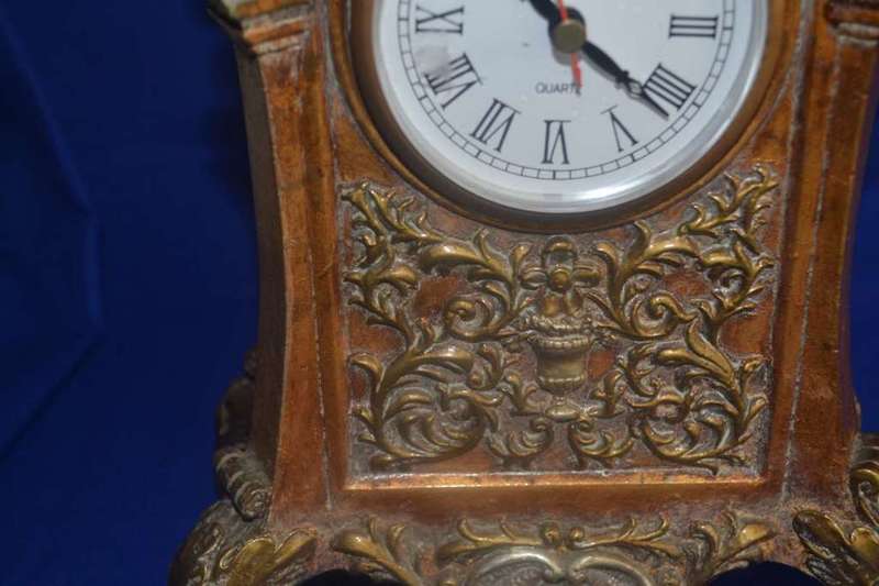 Vintage Ornate Bronze Finish Resin  Quartz Mantle Clock
