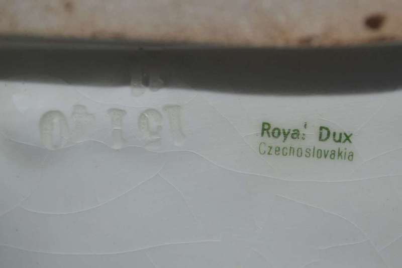 Art Dec0 Royal Dux (Czechoslovakia) Porcelain Figurine