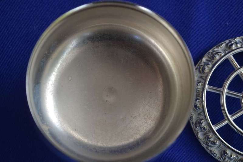 Small Silver Plated Posy Stand with Frog