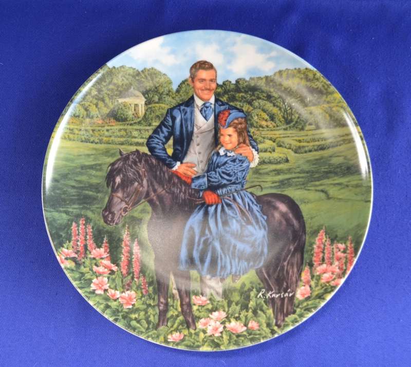 Knowles Vintage Porcelain Collectors Plate 1985 `Bonnie and Rhett` with COA and Box