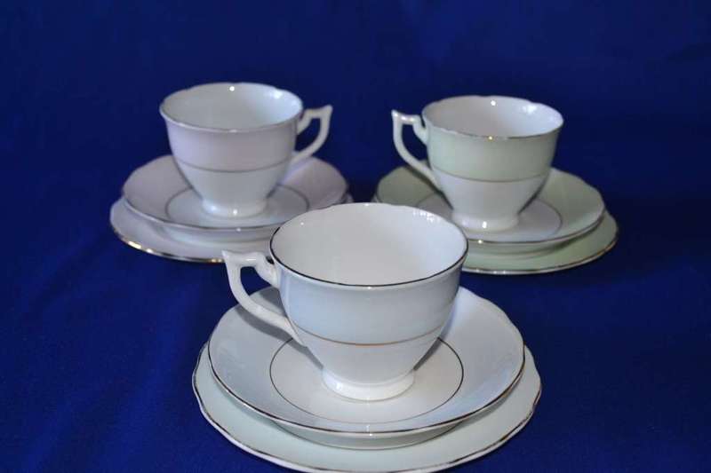 Melba Bone China - England - Set of three Trios