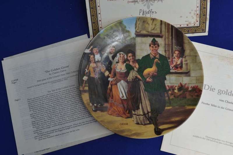 Konigszelt Bayern Die Goudene Gans (The Golden Goose) Plate with COA