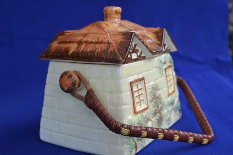 Keele Street Pottery  Vintage Cottage Ware  3 Pieces