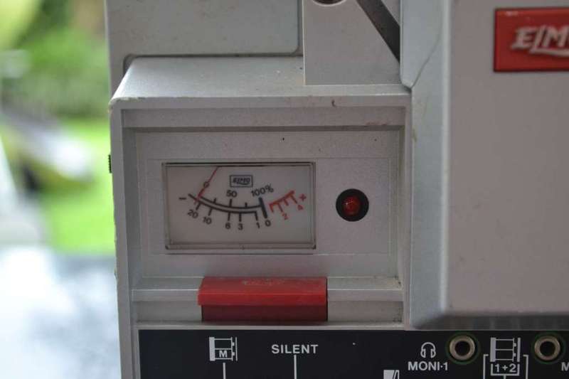 Elmo Sound  ST-600D M 2-Track  Cine Film Sound Projector