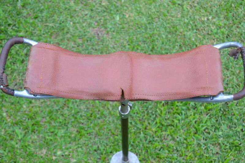 Vintage Shooting / Walking Stick with Fold Out Seat - Made in England