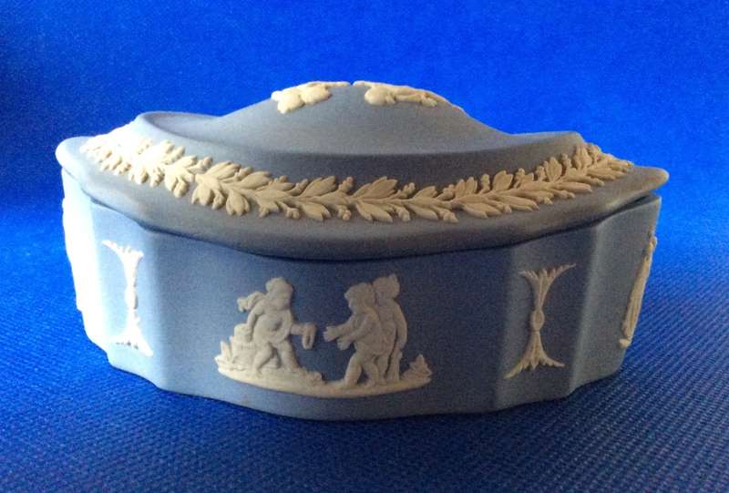 Wedgwood Jasperware Trinket Dish with Lid - Boxed