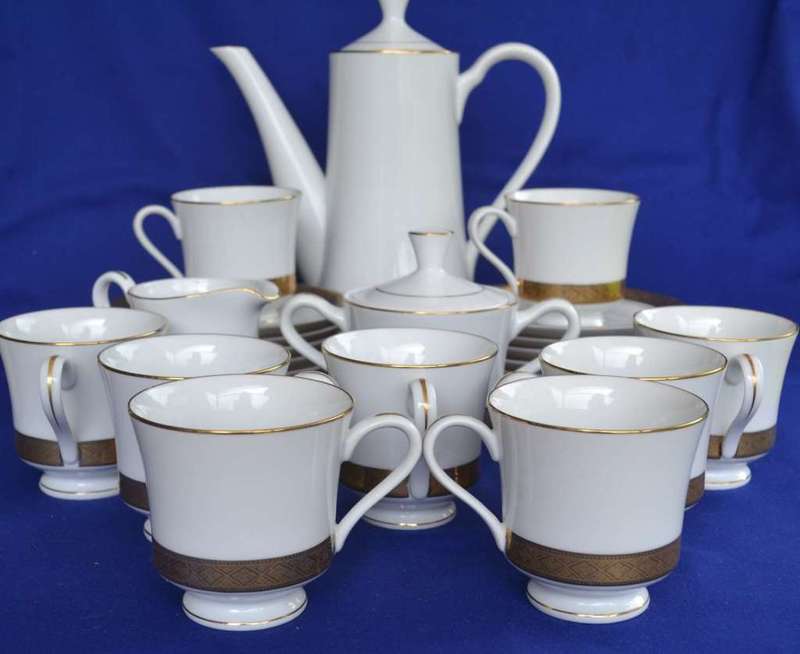 Gary Barr Presidential Collection Coffee Set - Reflections in Gold - 25 Pieces