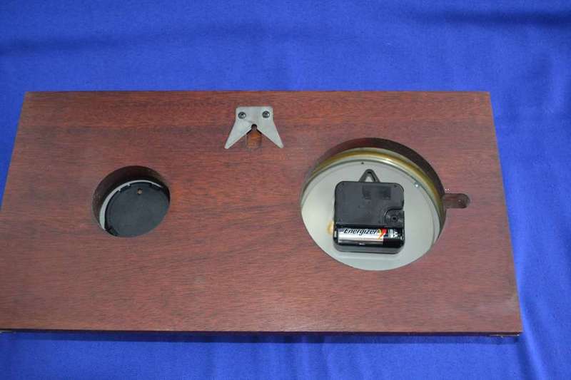 Metamec Nautical Style Quartz Clock and Barometer on Wooden Plaque