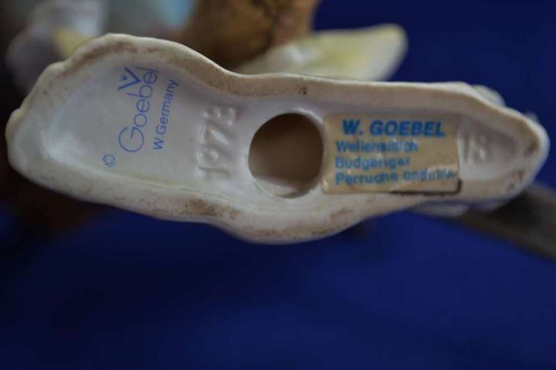 Goebel West Germany Vintage Budgie model 1973