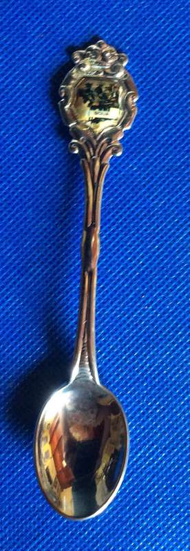 Assorted Collectible Spoons - Boxed x 6