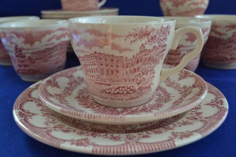 English Ironstone Tableware EIT Trios Pink - 26 Pieces