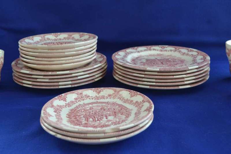 English Ironstone Tableware EIT Trios Pink - 26 Pieces
