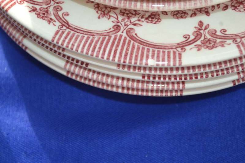 English Ironstone Tableware EIT Trios Pink - 26 Pieces