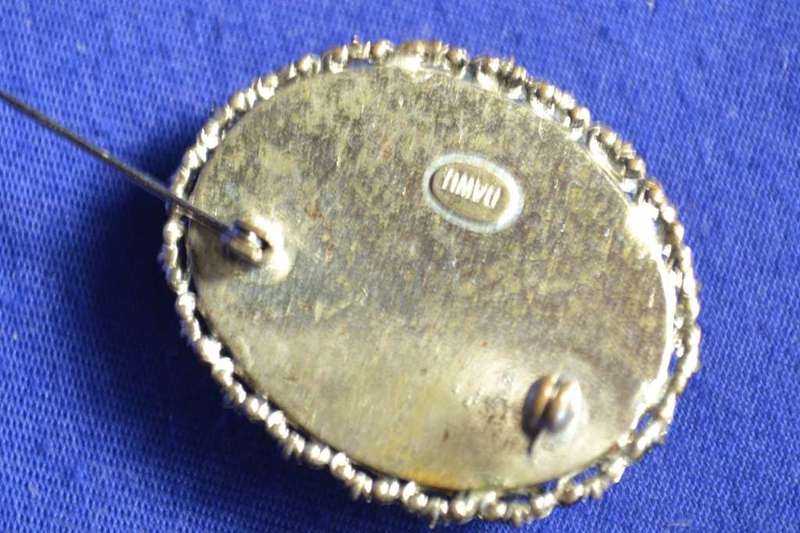 Assorted Vintage Brooches - 5 Pieces