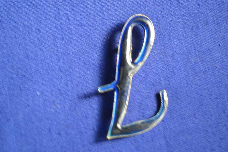 Assorted Vintage Brooches - 5 Pieces