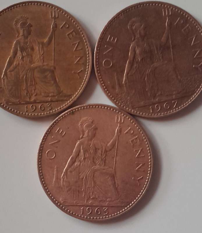 British 1 Penny Coins  2 x 1963 1967