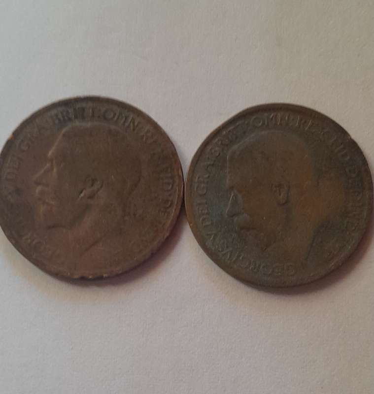2 x British King George 1/2 Penny / 1 Penny?
