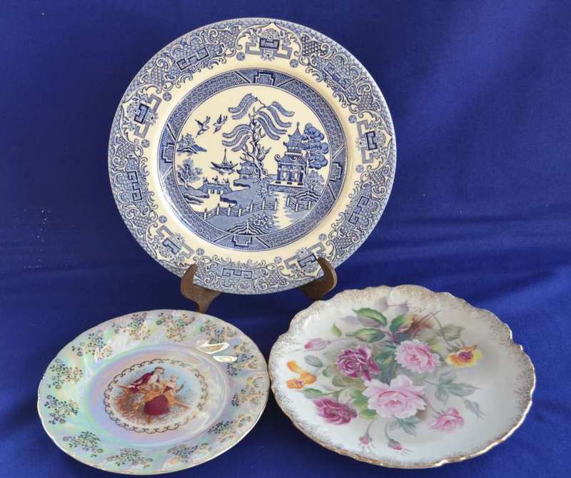 Assorted Display Plates, Various Makers - 3 Pieces