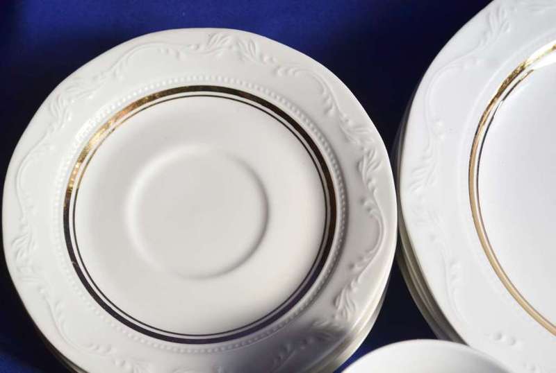 Continental China Tea Set - 18 Pieces