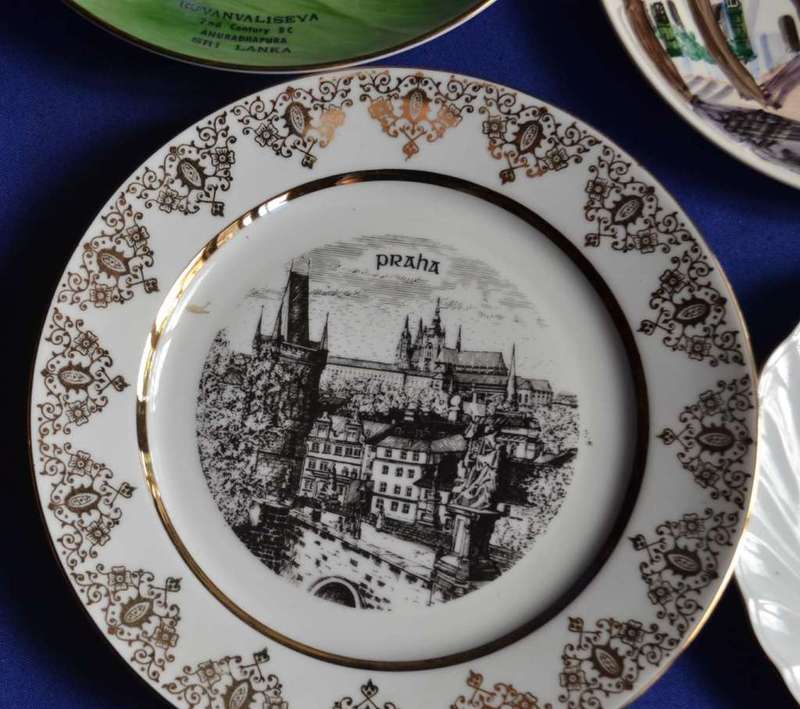 Assorted Souvenir / Collectors Plates - 6 Pieces