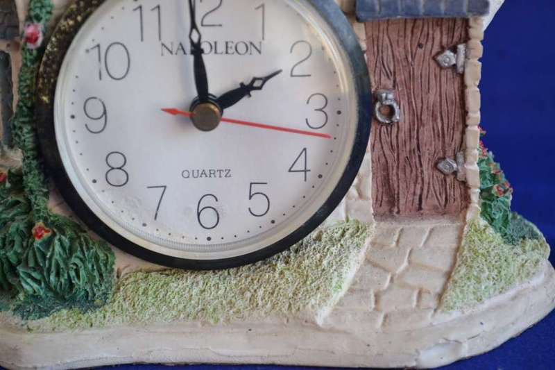 Napoleon Quartz Cottage Mantle Clock