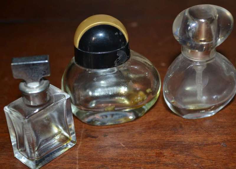Vintage Collectable Miniature Perfume Bottles - 8 Pieces