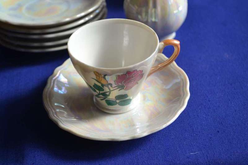 Lustre Ware Iridescent Pearl 15 Piece Demitasse Tea Set