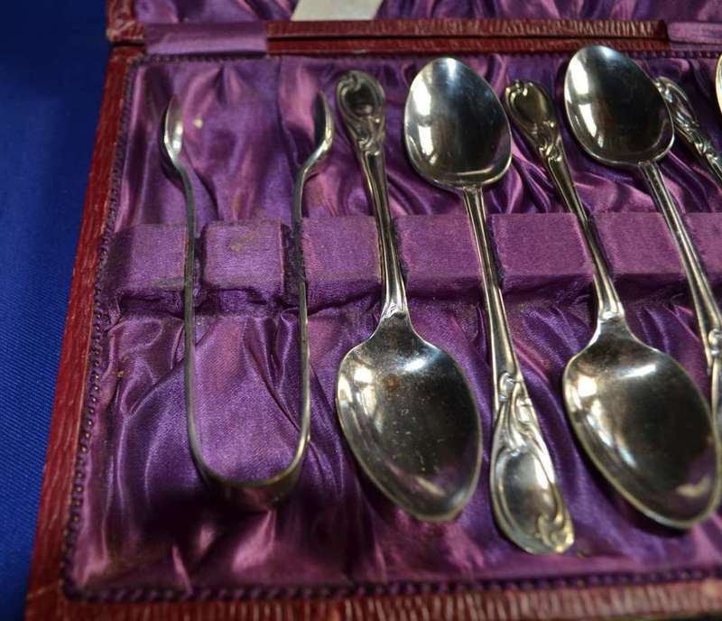 Vintage Silver Plated Spoon and Tong Set - Boxed